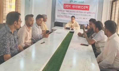 কাউনিয়ায় ভূমি মেলা উপলক্ষে প্রেস কনফারেন্স